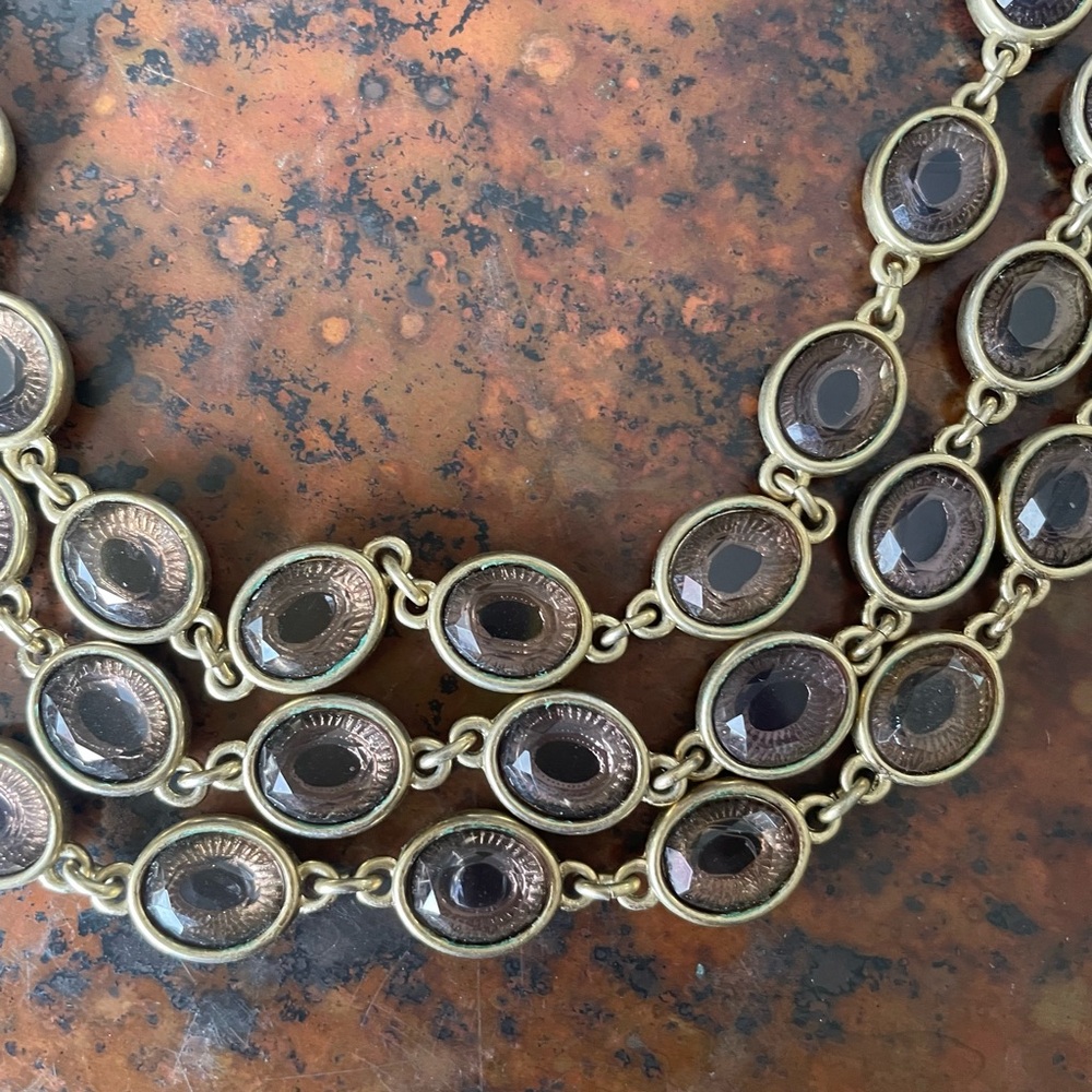 Banana Republic Elegant Triple-Strand Purple Necklace - Picture 4 of 7